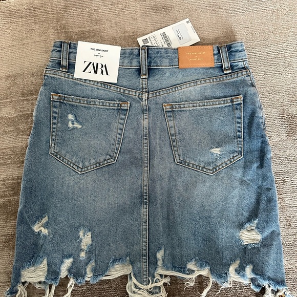 New Jean skirt - Picture 5 of 8